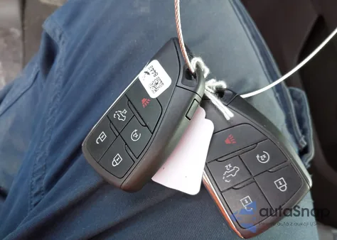 2023 GMC Sierra 1500 4Wd Short Box Denali from USA, damaged, VIN 1GTUUGEL5PZ294566